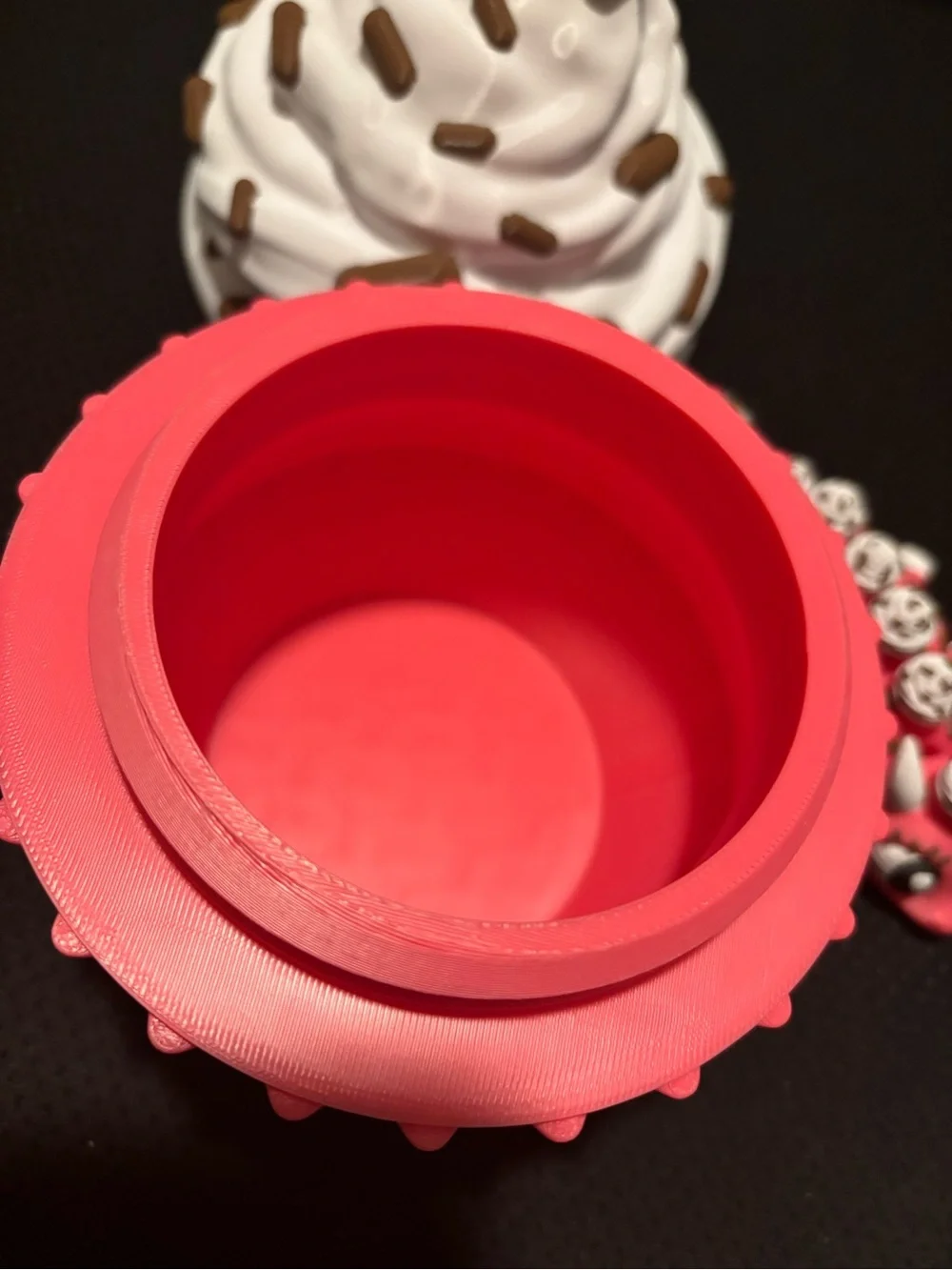 Cupcake storage container